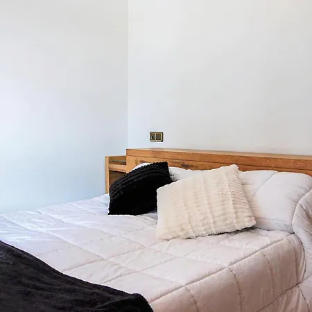 In Antromero With Kitchen Holiday home