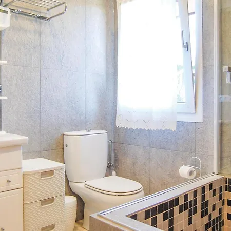 Holiday home 3 Bedroom Awesome In Antromero *