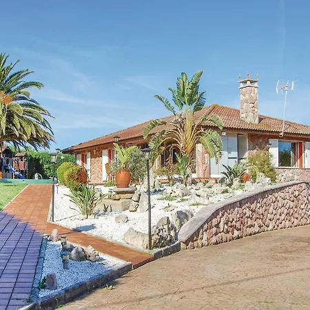 3 Bedroom Awesome In Antromero * Candas